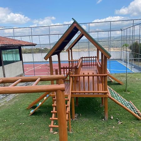 גרבאטה Recanto Bosque Da Colina מראה חיצוני תמונה